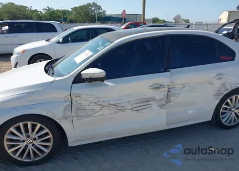 2013 Volkswagen Jetta 2.0L Tdi from USA, damaged, VIN 3VWLL7AJXDM392313